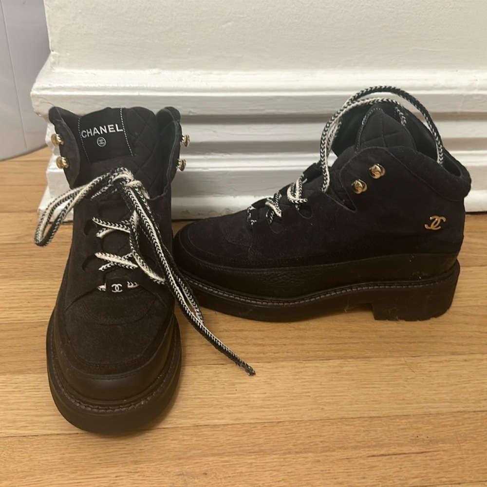 CHANEL Black Lace-Up Suede Hiking Boots with Gold Hardware